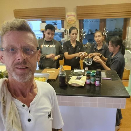 Meyers Hua Hin Hotel Luaran gambar
