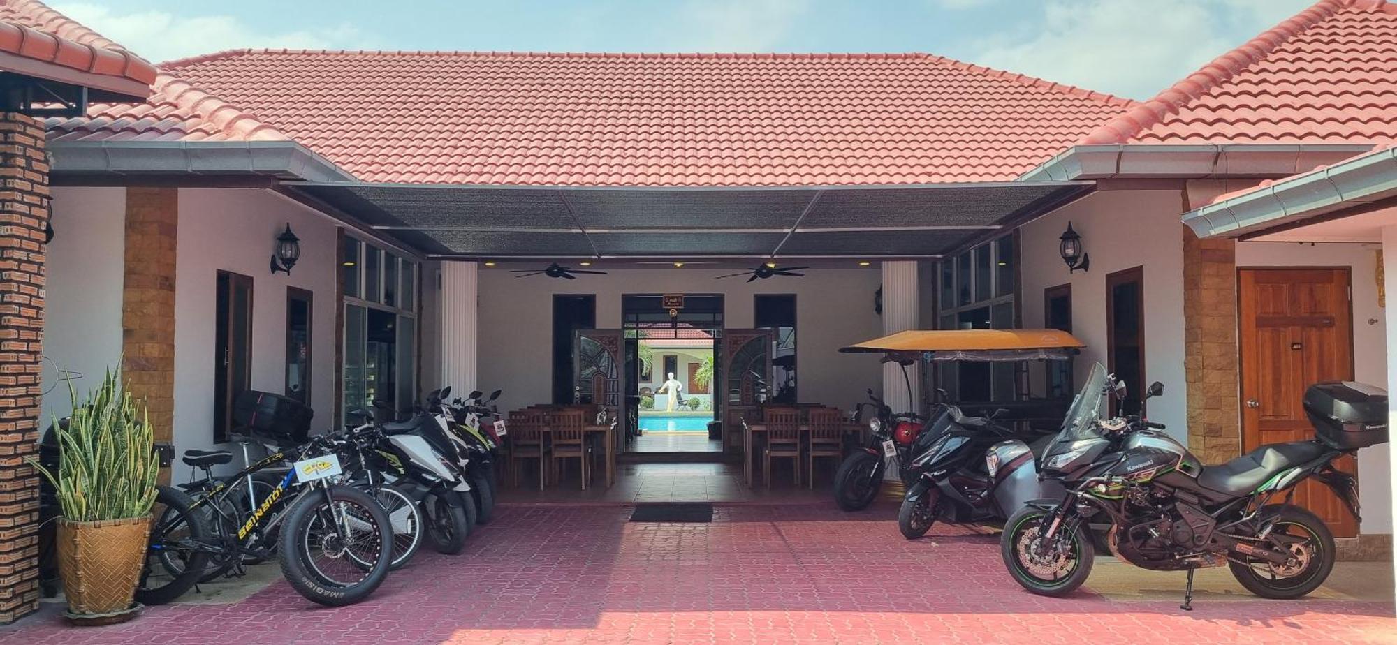 Meyers Hua Hin Hotel Luaran gambar